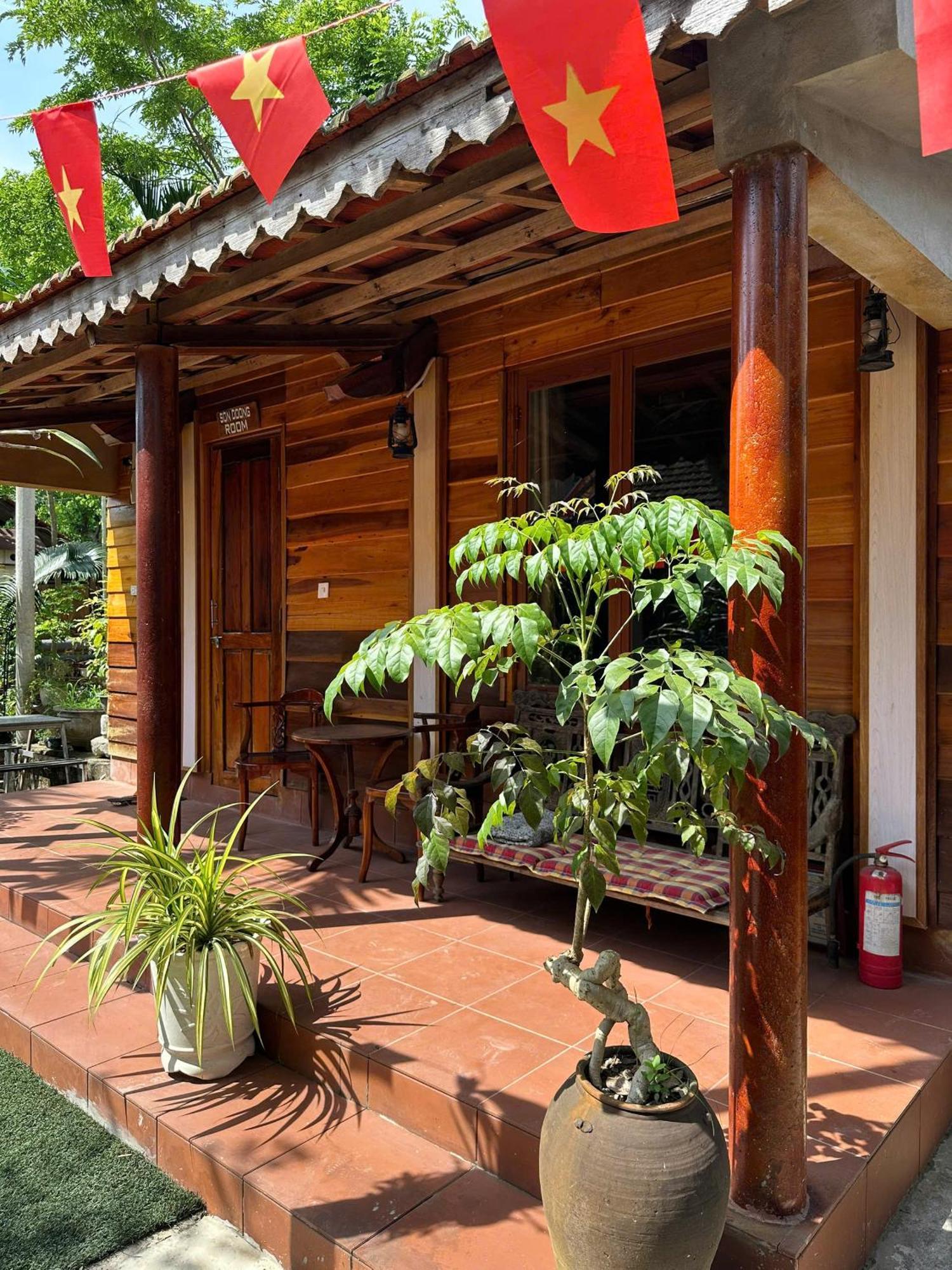 Highway 20 Homestay Фонгня Экстерьер фото