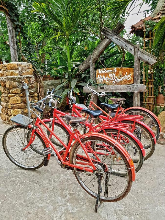 Highway 20 Homestay Фонгня Экстерьер фото